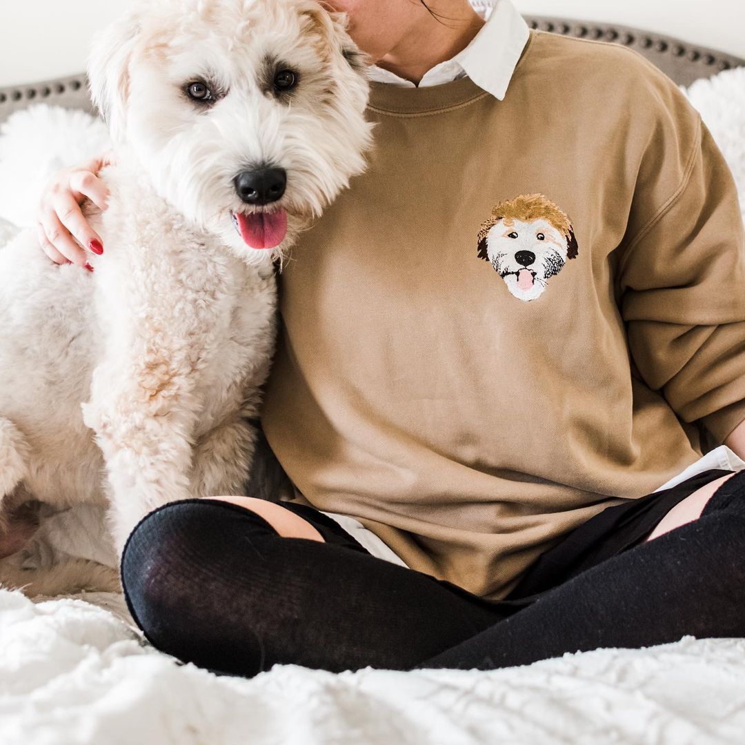 O Moletom Personalizado com Retrato Bordado de Animais de Estimação