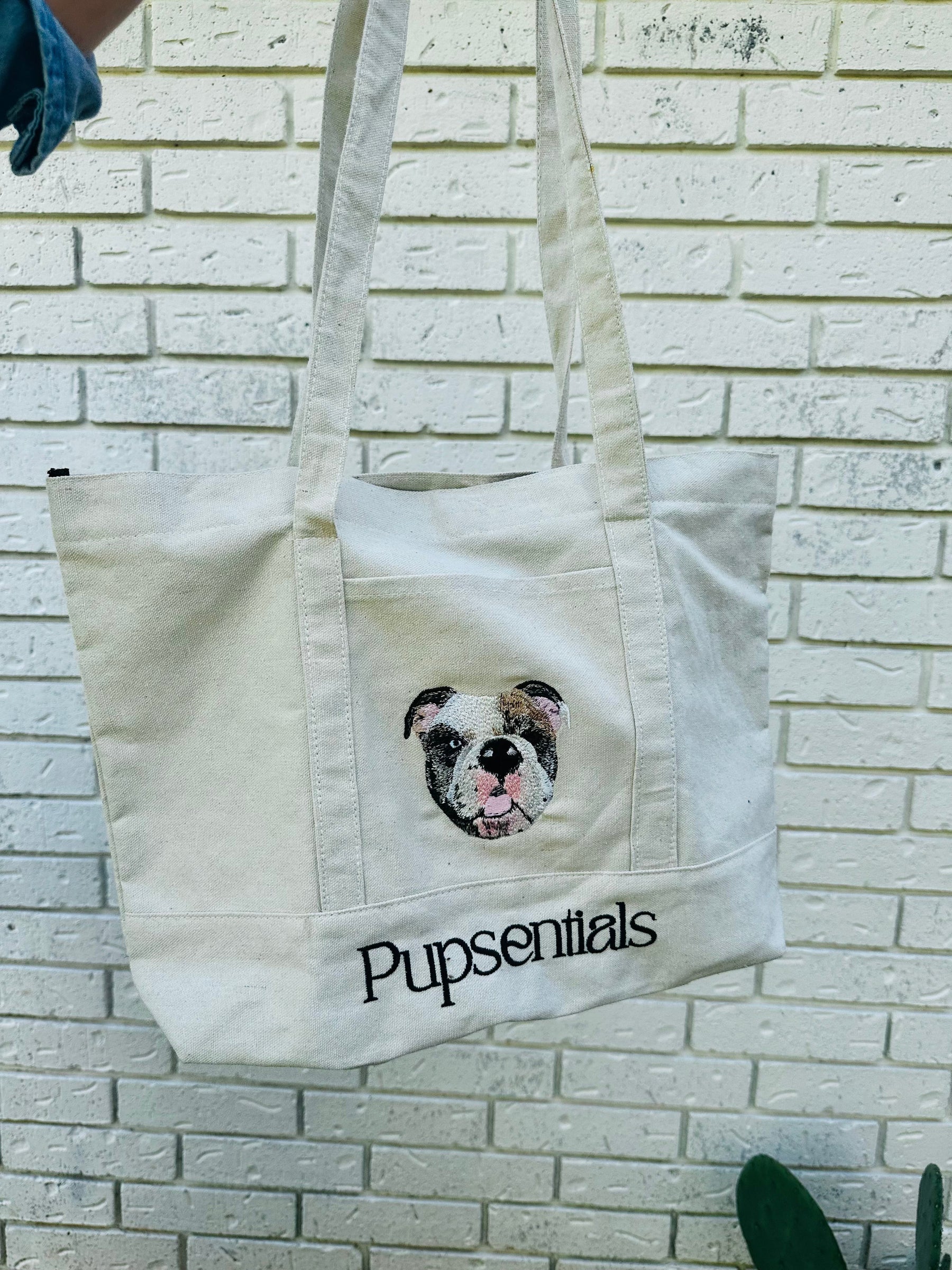 A Tote Personalizada em Lona - Bordada