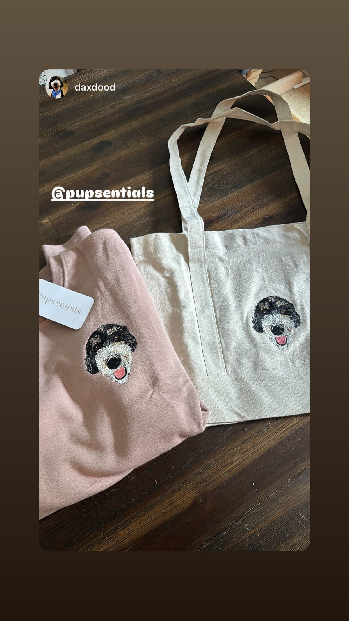 A Tote Personalizada em Lona - Bordada