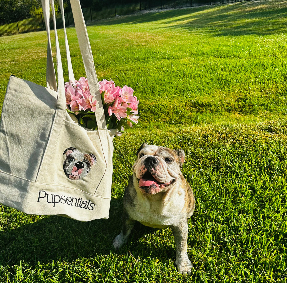 A Tote Personalizada em Lona - Bordada